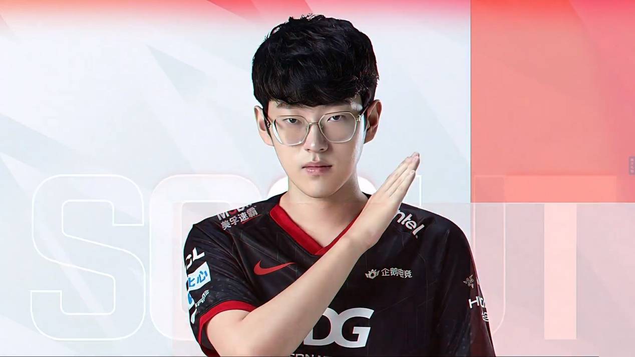 包含Scout回归赛场，精彩发挥首场状态亮眼，快船观众沸腾！的词条九游游戏社区交流